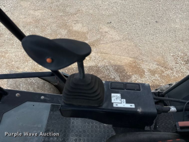 image for item ED5881 2019 Wacker Neuson RC70 single drum vibratory roller