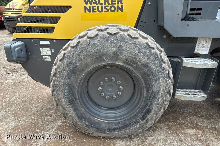 image for item ED5881 2019 Wacker Neuson RC70 single drum vibratory roller