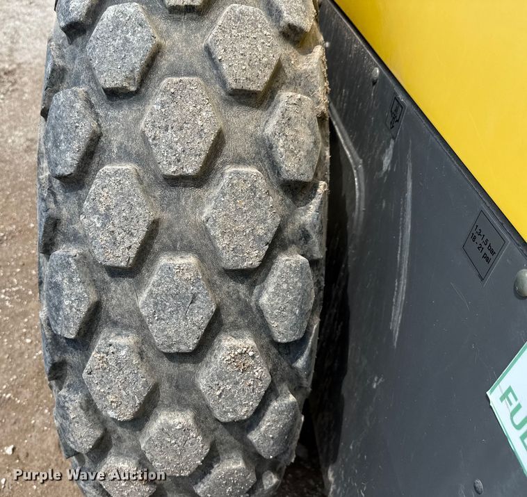 image for item ED5881 2019 Wacker Neuson RC70 single drum vibratory roller