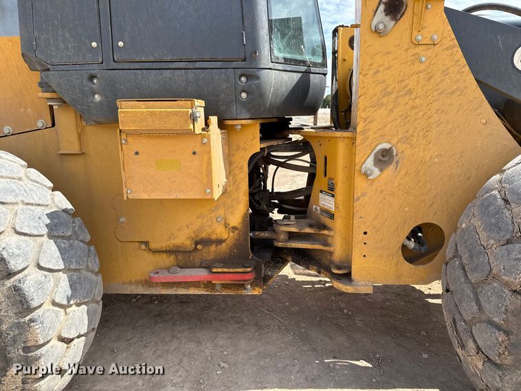 image for item ED5882 2018 John Deere 644K wheel loader