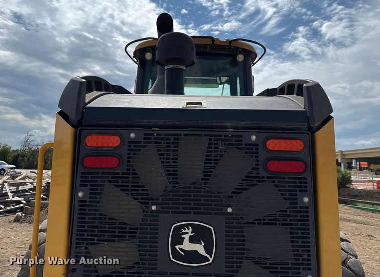 image for item ED5882 2018 John Deere 644K wheel loader