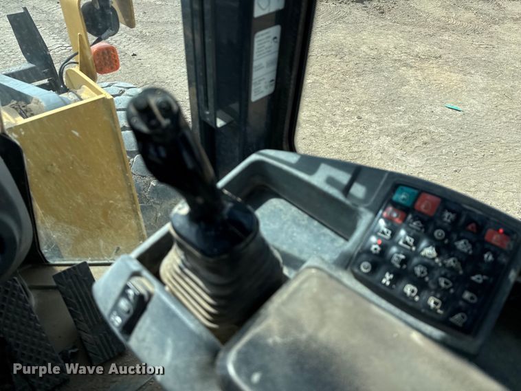 image for item ED5882 2018 John Deere 644K wheel loader