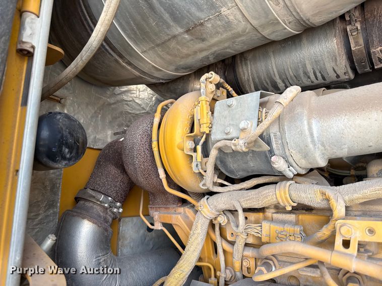 image for item ED5882 2018 John Deere 644K wheel loader