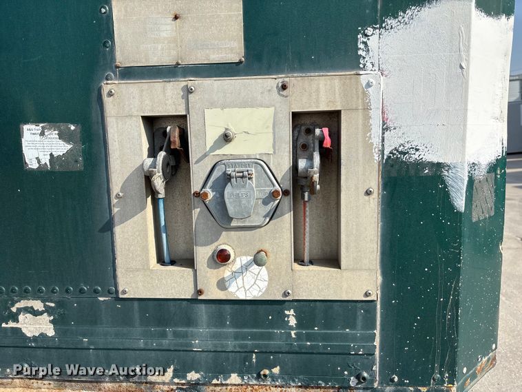 image for item EE3998 1994 Kentucky Manufacturing Company dry van trailer