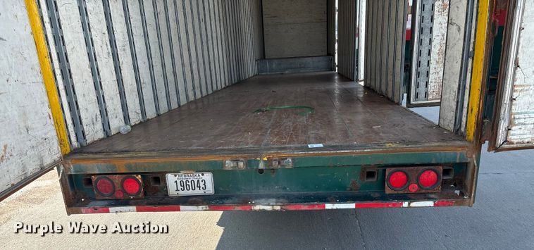 image for item EE3998 1994 Kentucky Manufacturing Company dry van trailer