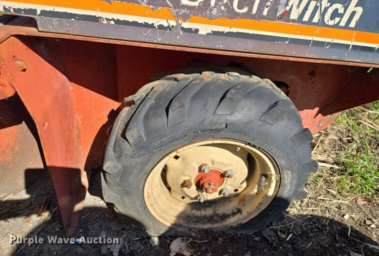 image for item EF1789 Ditch Witch  1820H walk-behind trencher