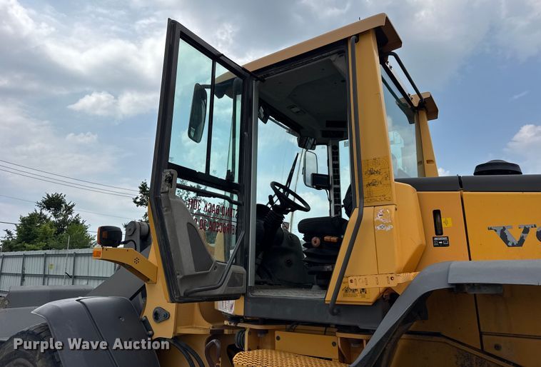 image for item EF2120 2012 Volvo L90F wheel loader