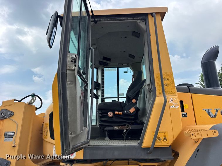 image for item EF2120 2012 Volvo L90F wheel loader