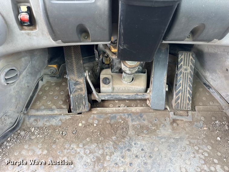 image for item EF2120 2012 Volvo L90F wheel loader