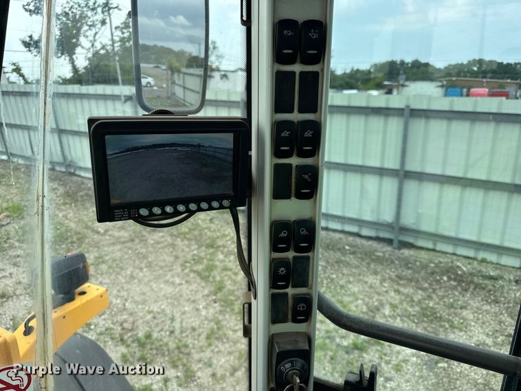 image for item EF2120 2012 Volvo L90F wheel loader