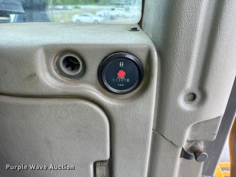 image for item EF2120 2012 Volvo L90F wheel loader