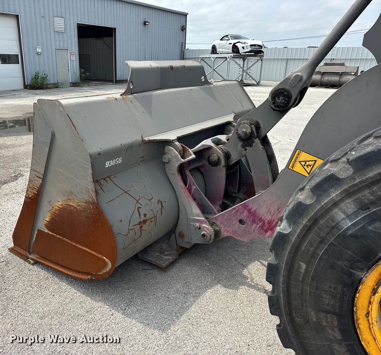 image for item EF2121 2012 Volvo L90F wheel loader
