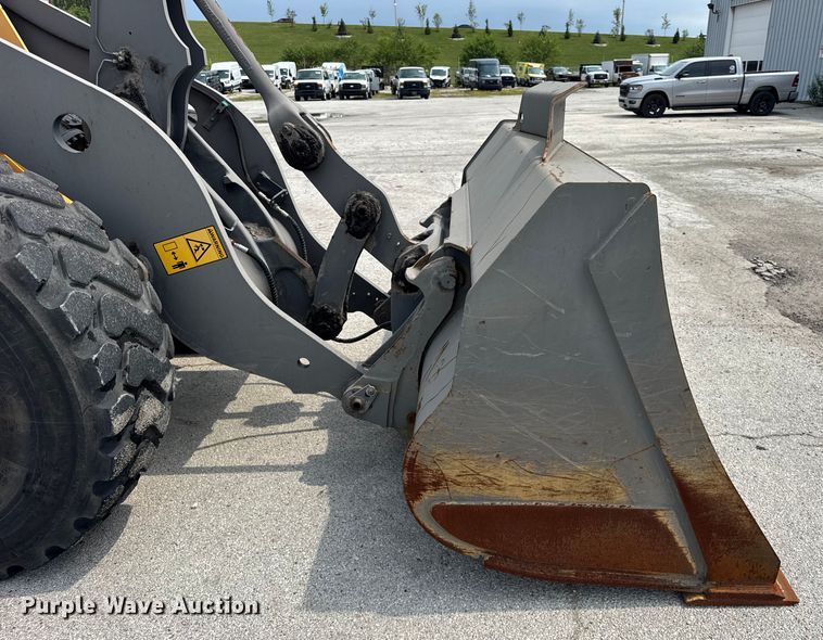 image for item EF2121 2012 Volvo L90F wheel loader