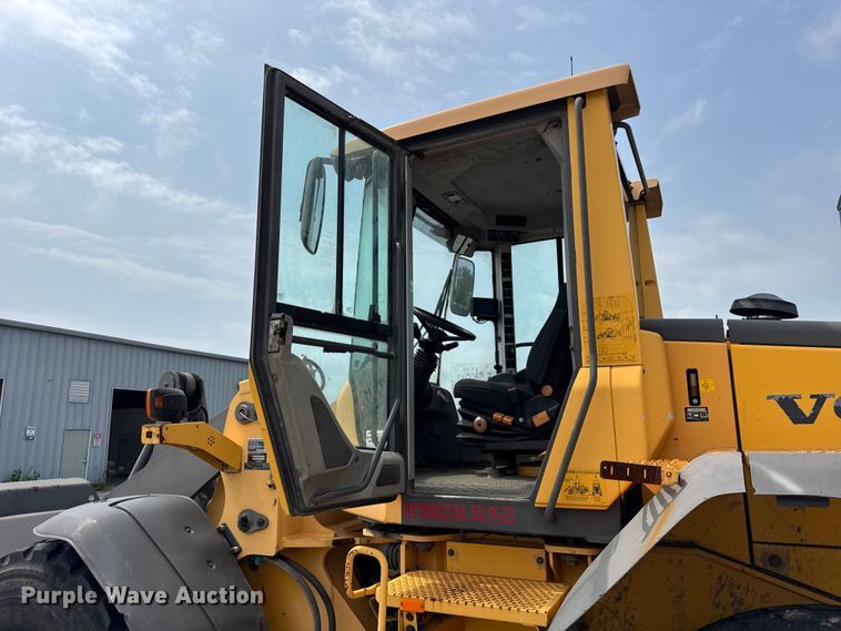 image for item EF2121 2012 Volvo L90F wheel loader