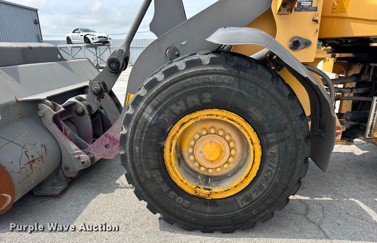 image for item EF2121 2012 Volvo L90F wheel loader
