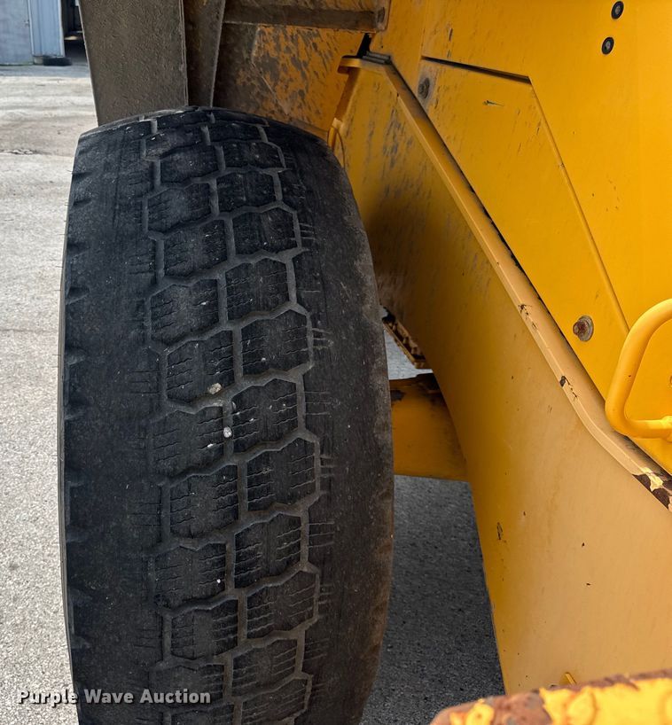 image for item EF2121 2012 Volvo L90F wheel loader