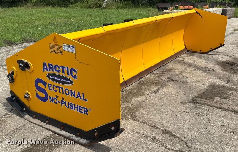 image for item EF2122 Arctic 17HD wheel loader snow pusher