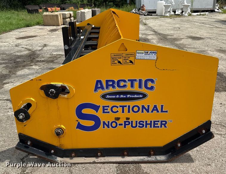 image for item EF2122 Arctic 17HD wheel loader snow pusher