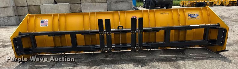 image for item EF2122 Arctic 17HD wheel loader snow pusher