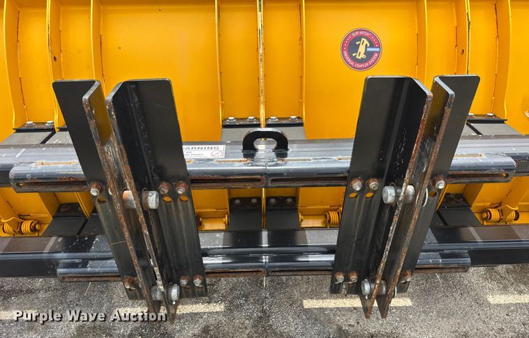 image for item EF2122 Arctic 17HD wheel loader snow pusher