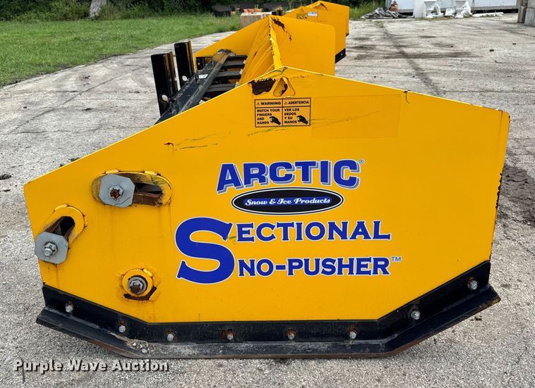 image for item EF2123 Arctic 17HD wheel loader snow pusher