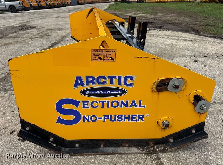 image for item EF2123 Arctic 17HD wheel loader snow pusher