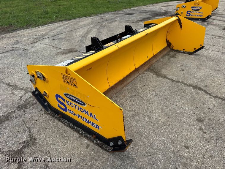 image for item EF2125 Arctic LD10.5 skid steer snow pusher