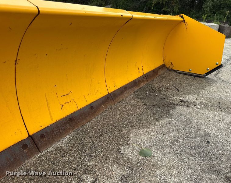 image for item EF2127 Arctic LD10.5 skid steer snow pusher