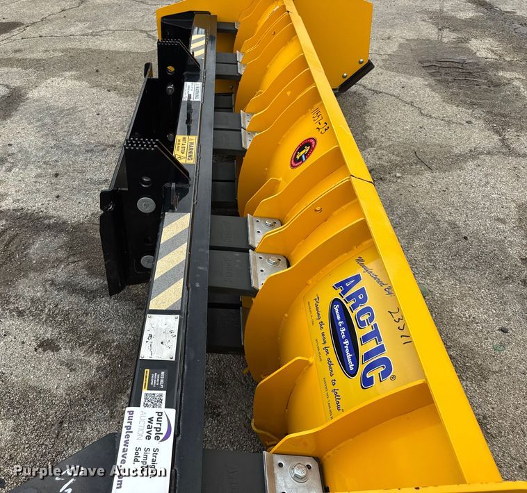 image for item EF2127 Arctic LD10.5 skid steer snow pusher