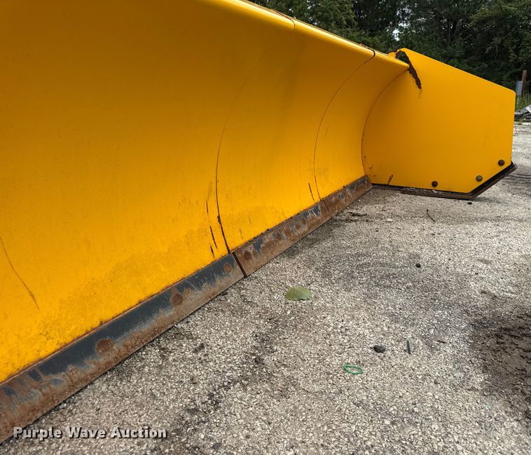 image for item EF2128 Arctic LD10.5 skid steer snow pusher