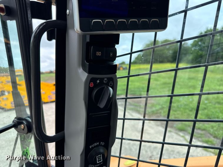 image for item EF2130 2023 Case SV280B skid steer loader