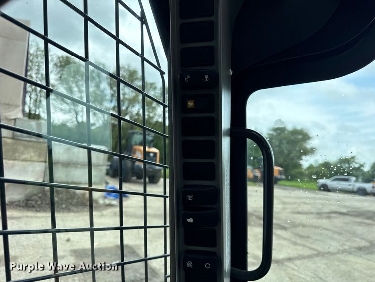 image for item EF2131 2023 Case SV280B skid steer loader