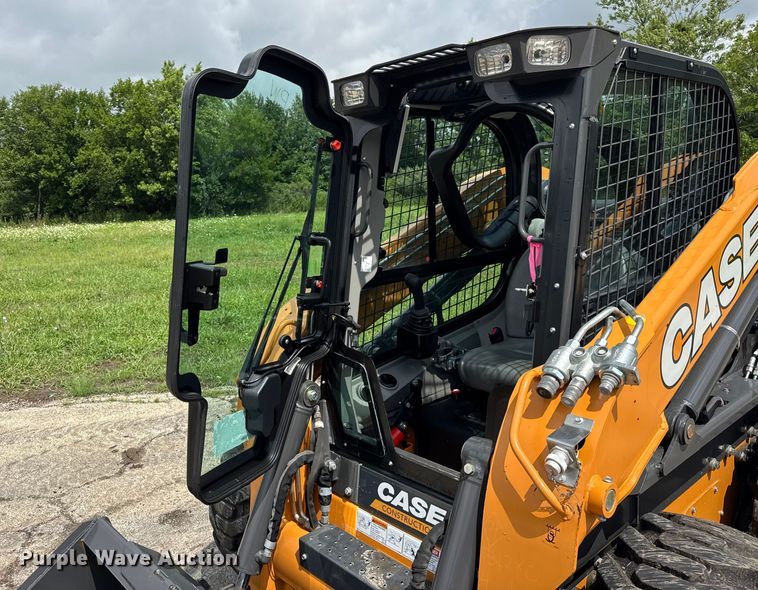 image for item EF2132 2023 Case SV280B skid steer loader