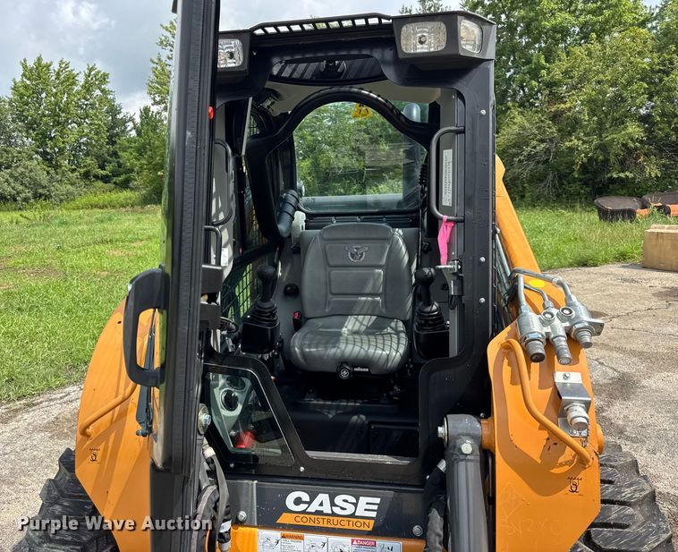 image for item EF2132 2023 Case SV280B skid steer loader