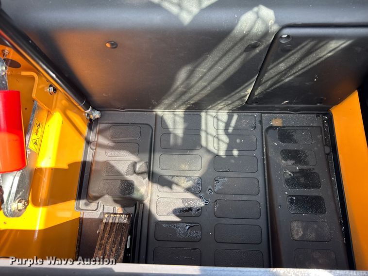 image for item EF2132 2023 Case SV280B skid steer loader