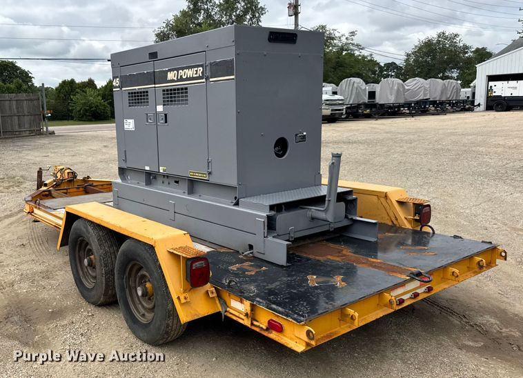 image for item EF2135 Whisperwatt DCA-45SSIU3 generator