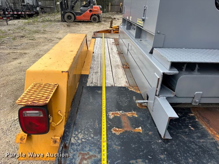 image for item EF2135 Whisperwatt DCA-45SSIU3 generator