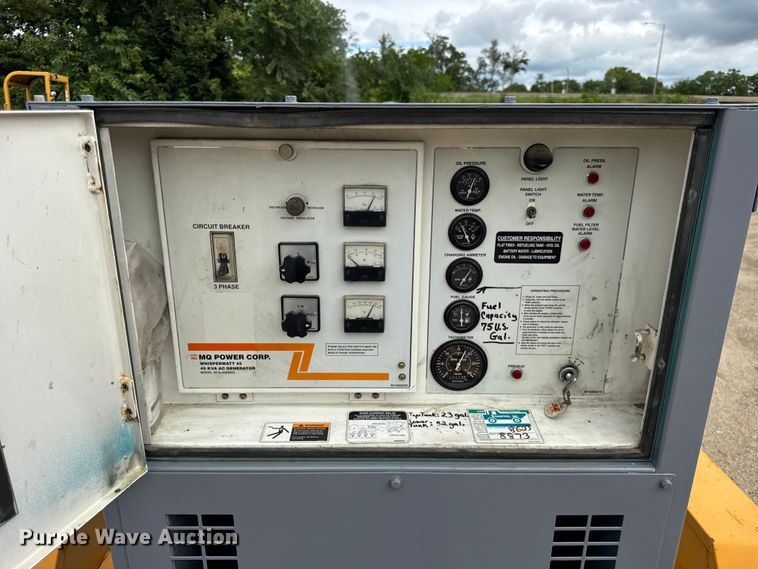 image for item EF2135 Whisperwatt DCA-45SSIU3 generator