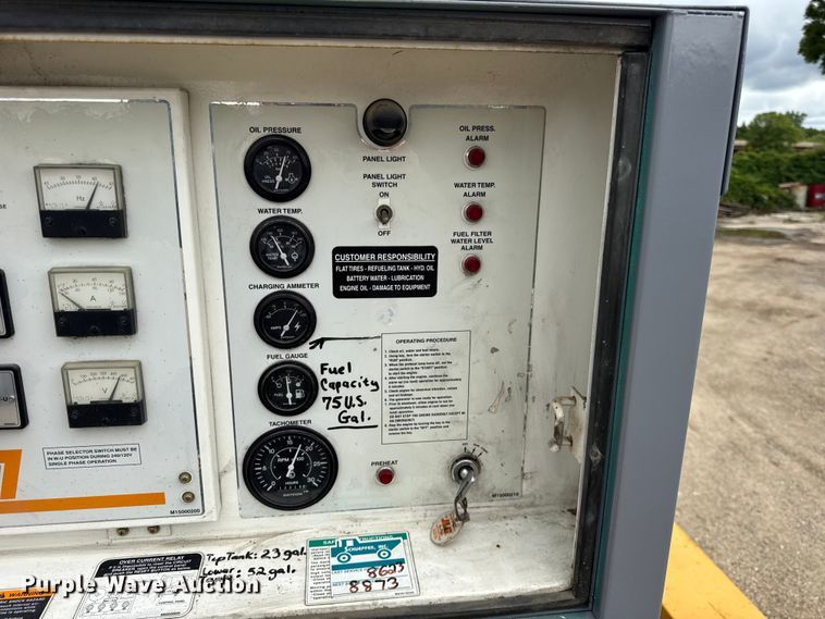 image for item EF2135 Whisperwatt DCA-45SSIU3 generator