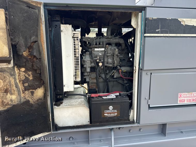 image for item EF2135 Whisperwatt DCA-45SSIU3 generator