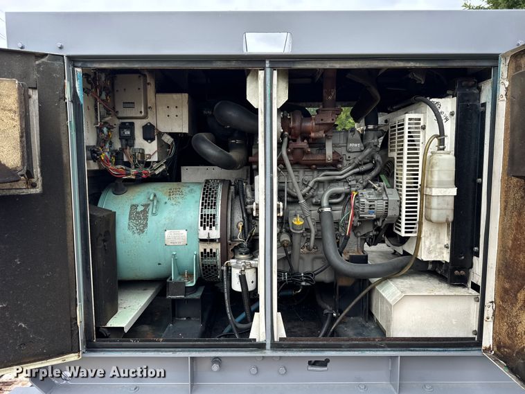 image for item EF2135 Whisperwatt DCA-45SSIU3 generator