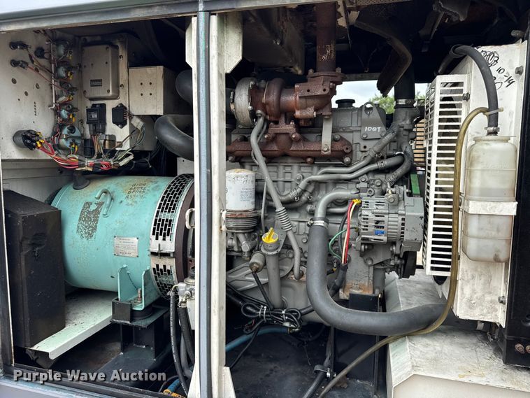 image for item EF2135 Whisperwatt DCA-45SSIU3 generator