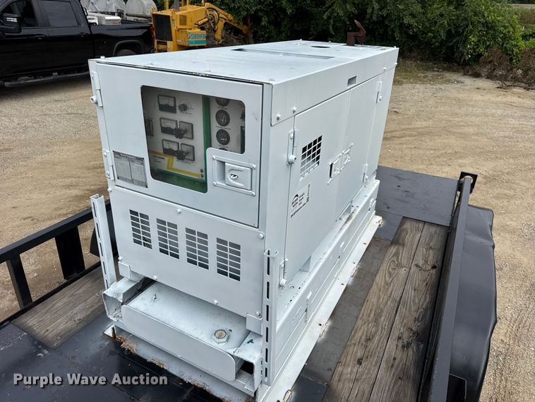 image for item EF2136 Whisperwatt DCA-25SSIU generator