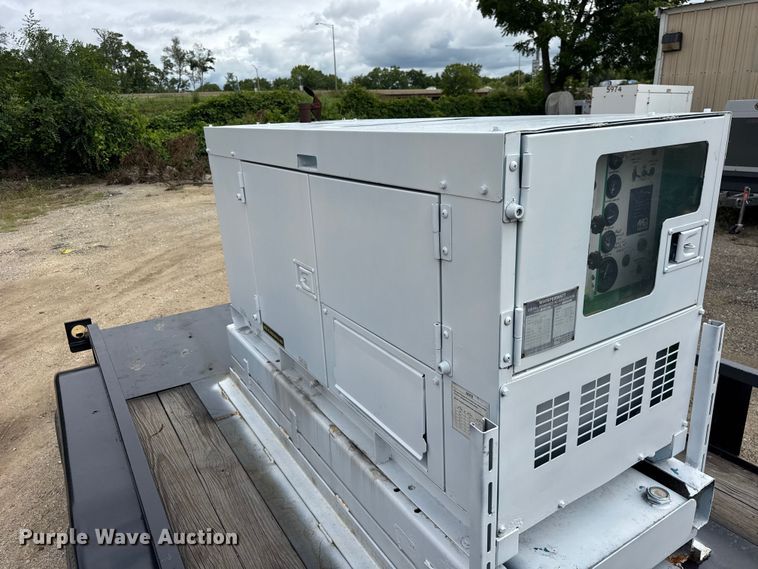 image for item EF2136 Whisperwatt DCA-25SSIU generator