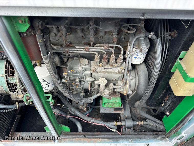 image for item EF2136 Whisperwatt DCA-25SSIU generator