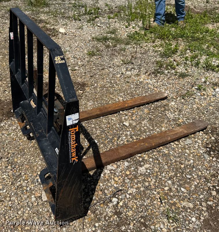 image for item EF2140 Tomahawk skid steer forks