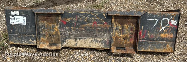 image for item EF2141 CNH skid steer bucket