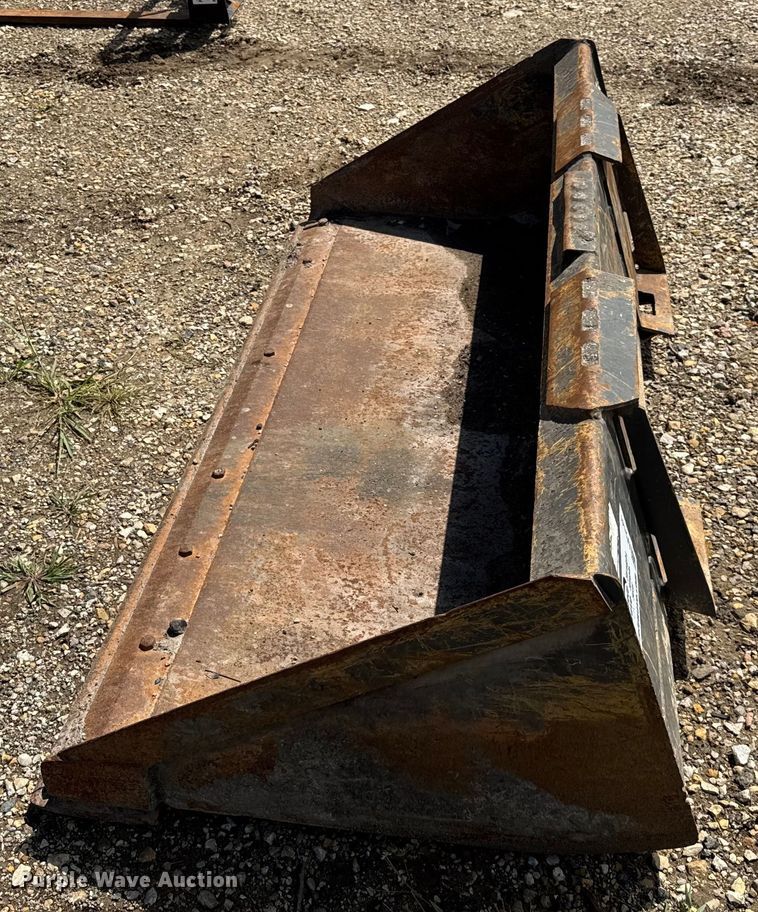 image for item EF2141 CNH skid steer bucket