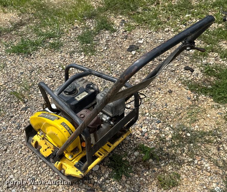 image for item EF2144 Mustang LF88D plate compactor