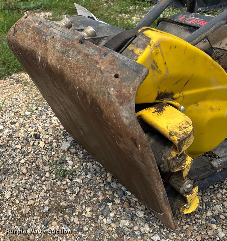 image for item EF2144 Mustang LF88D plate compactor